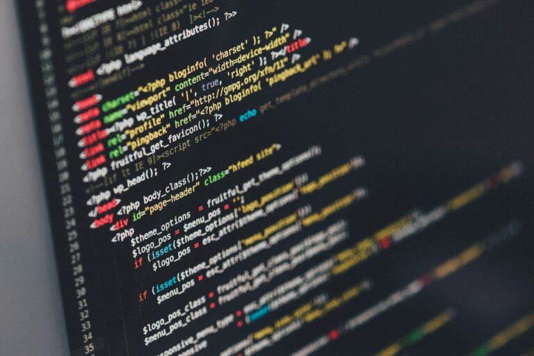 Código de una web WordPress abierto en el editor durante un desarrollo a medida